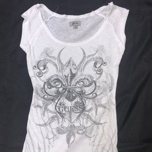 Guess tshirt